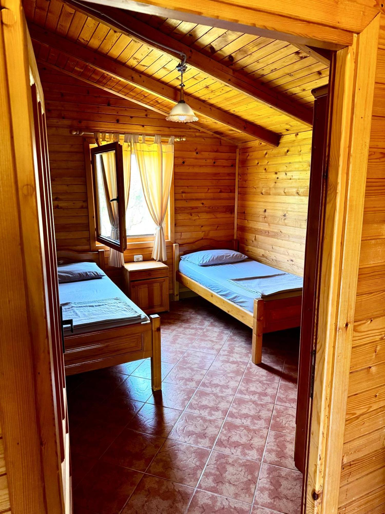 Kompleksi Turistik Leonardo Chalet